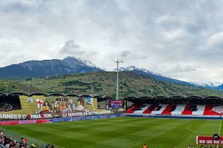 Les animations concoctées par les supporters valaisans lundi face à Schaffhouse.